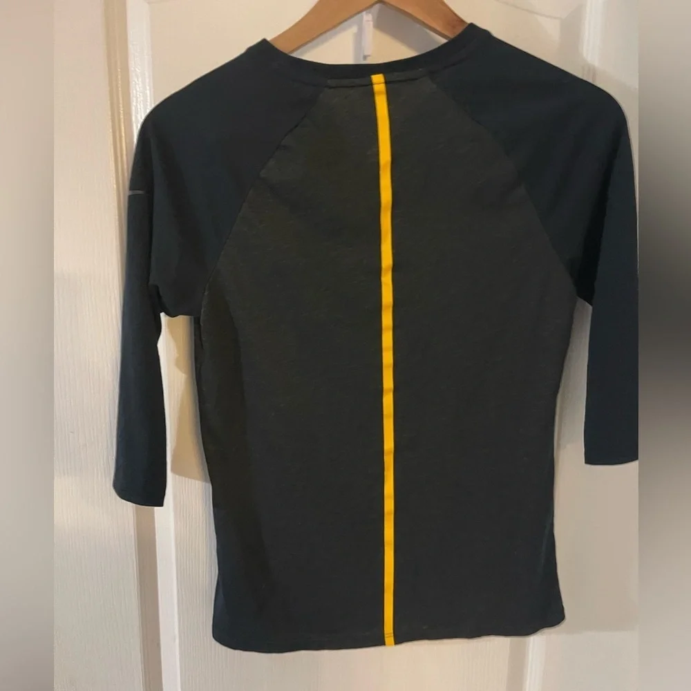 Nike Men's Black and Yellow Long Sleeve Shirt NFL Pittsburgh Steelers Football